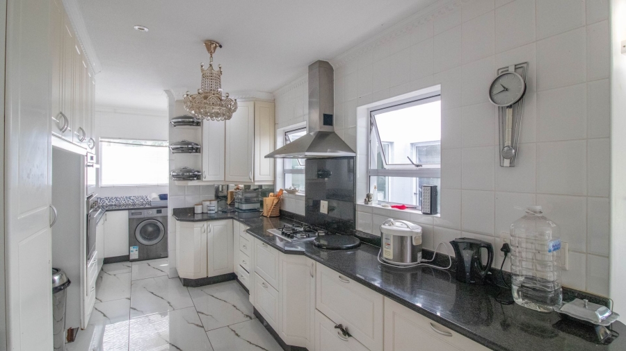 5 Bedroom Property for Sale in Selborne Eastern Cape